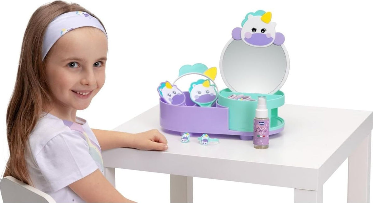 GIOCO BEAUTY STATION UNICORNO CON ACCESSORI, DAI 3 ANNI